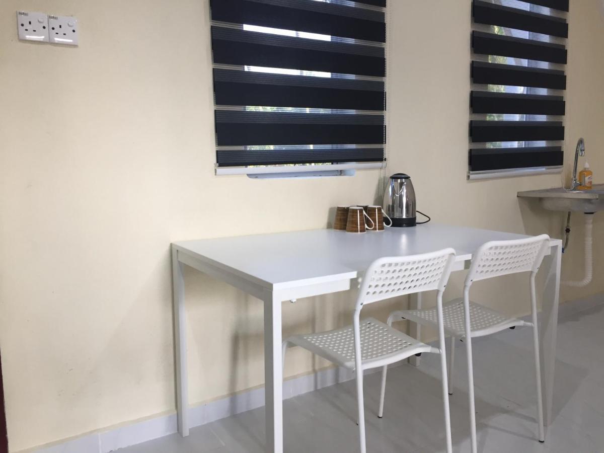 Zainab Cottage Pasir Puteh Exterior photo
