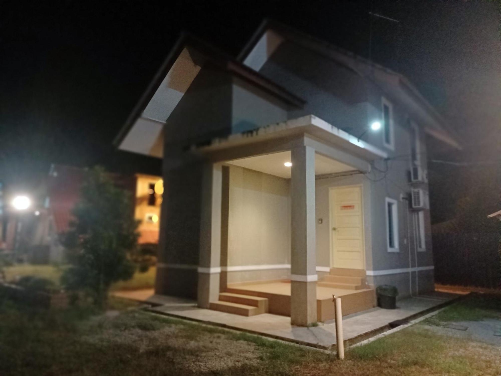 Zainab Cottage Pasir Puteh Exterior photo