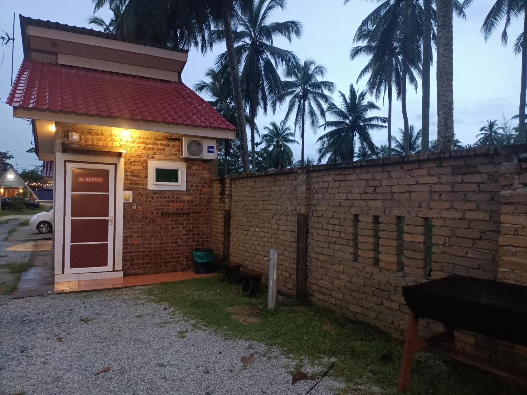 Zainab Cottage Pasir Puteh Exterior photo