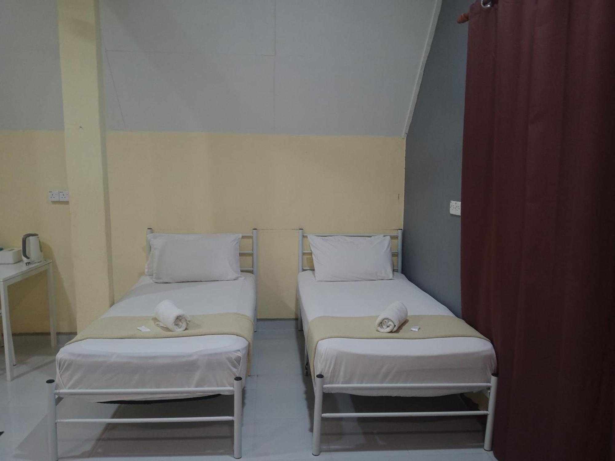 Zainab Cottage Pasir Puteh Exterior photo